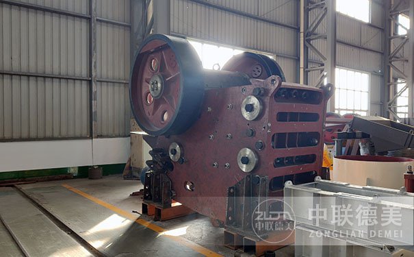 冲击式破碎机多少钱一台？