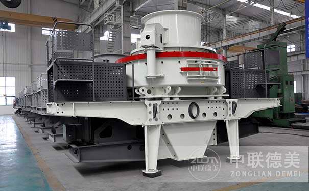 重型锤式破碎机